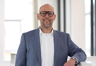 Dr. Gilad Tirosh